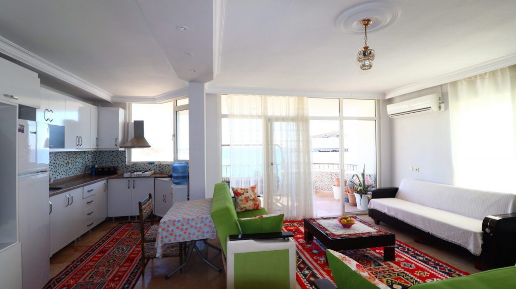 Mersin Erdemli Ayaş Denize Sıfır Satılık 4+1 Eşyalı Dublex Daire
