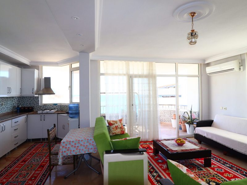 Mersin Erdemli Ayaş Denize Sıfır Satılık 4+1 Eşyalı Dublex Daire