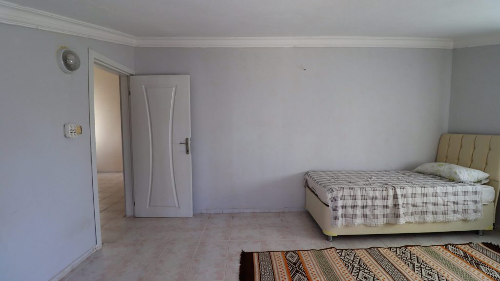 Mersin Erdemli Ayaş Denize Sıfır Satılık 4+1 Eşyalı Dublex Daire