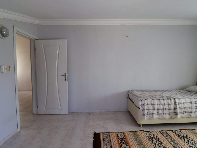 Mersin Erdemli Ayaş Denize Sıfır Satılık 4+1 Eşyalı Dublex Daire