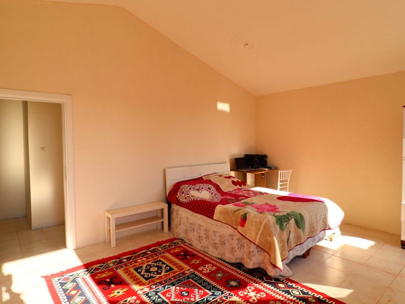 Mersin Erdemli Ayaş Denize Sıfır Satılık 4+1 Eşyalı Dublex Daire