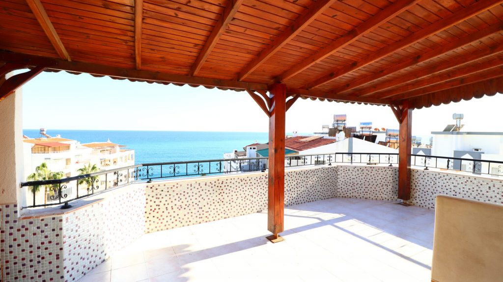 Mersin Erdemli Ayaş Denize Sıfır Satılık 4+1 Eşyalı Dublex Daire