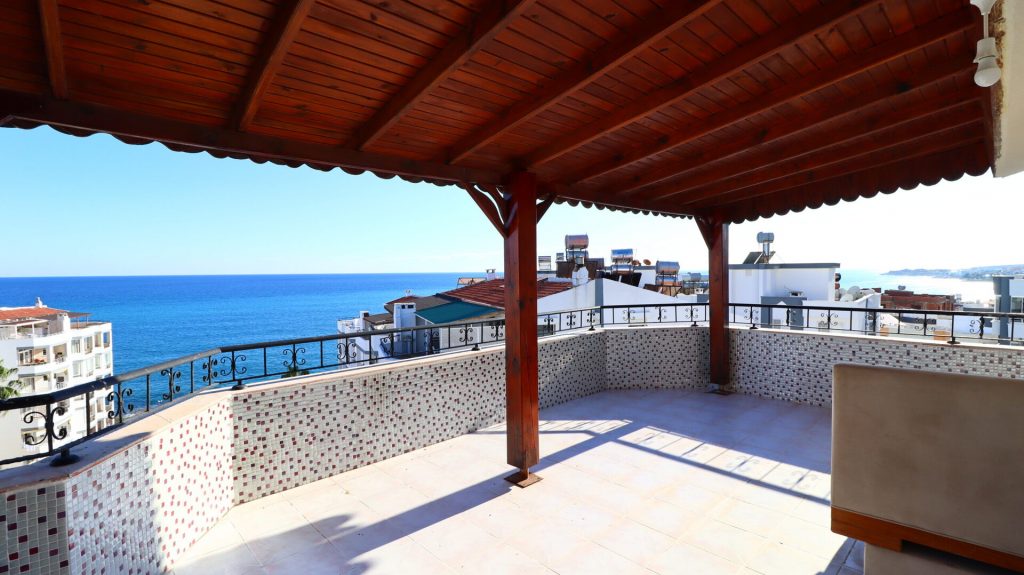 Mersin Erdemli Ayaş Denize Sıfır Satılık 4+1 Eşyalı Dublex Daire