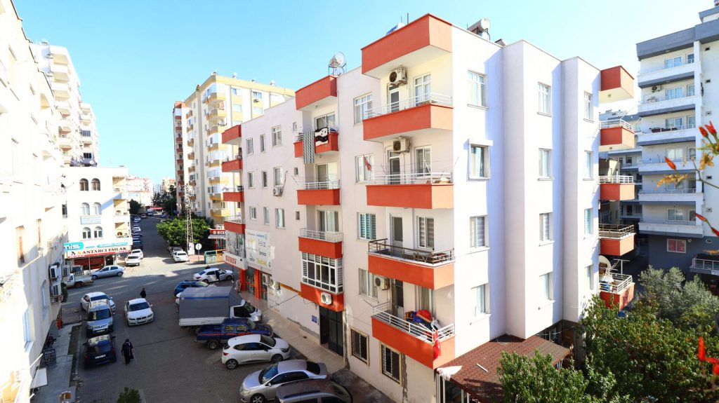 Mersin Erdemli Merkez Mahallesi Satılık Masrafsız 3+1 Daire 