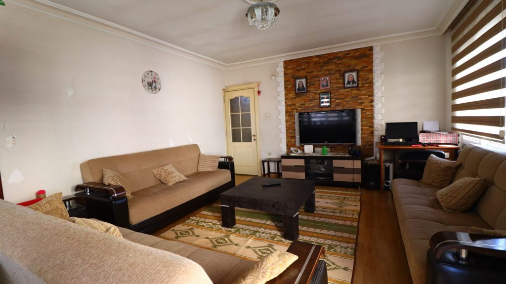 Mersin Erdemli Merkez Mahallesi Satılık Masrafsız 3+1 Daire 