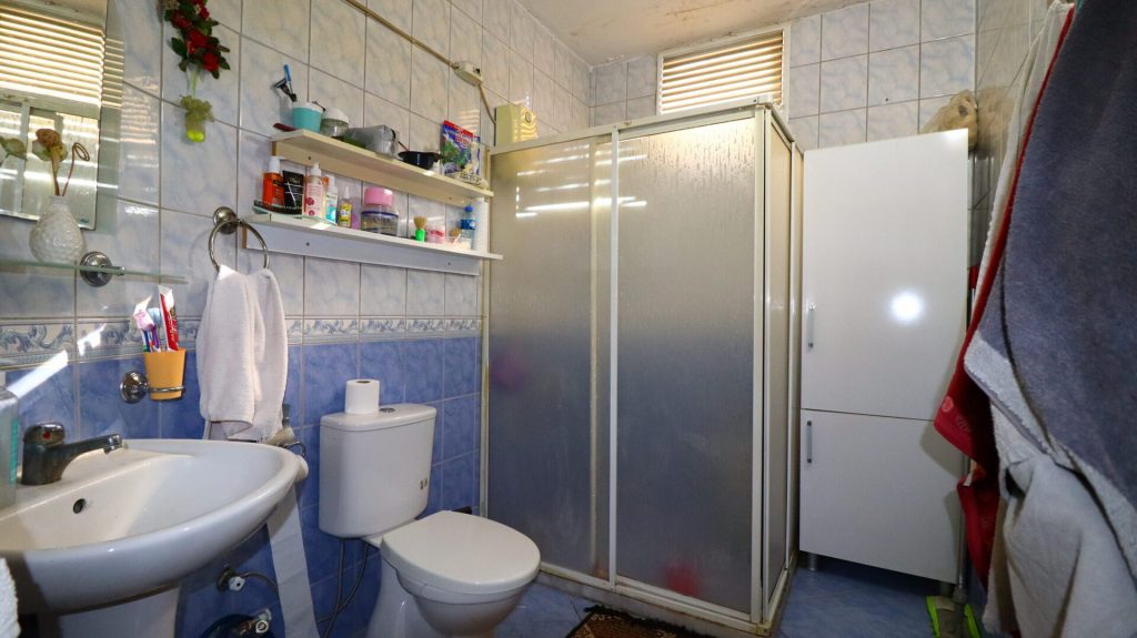 Mersin Erdemli Merkez Mahallesi Satılık Masrafsız 3+1 Daire 