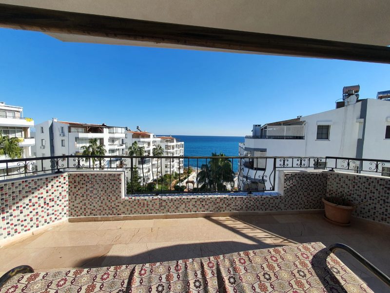 Mersin Erdemli Ayaş Denize Sıfır Satılık 4+1 Eşyalı Dublex Daire