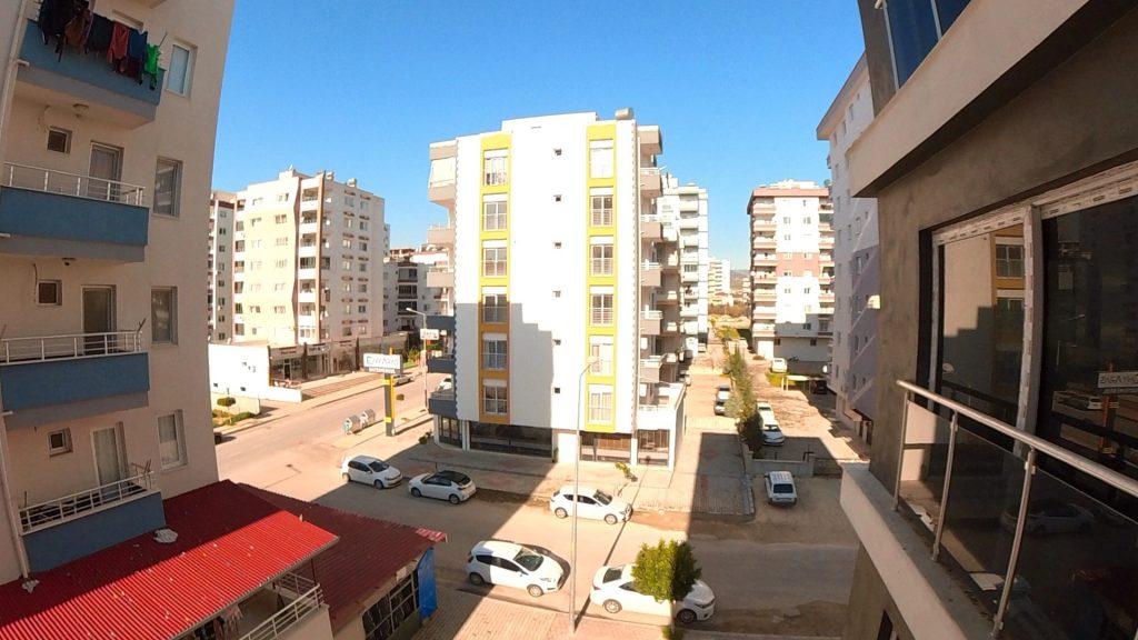 Mersin Erdemli Akdeniz Mahallesi Hastane Caddesi Satılık Uygun 3+1 Daire 