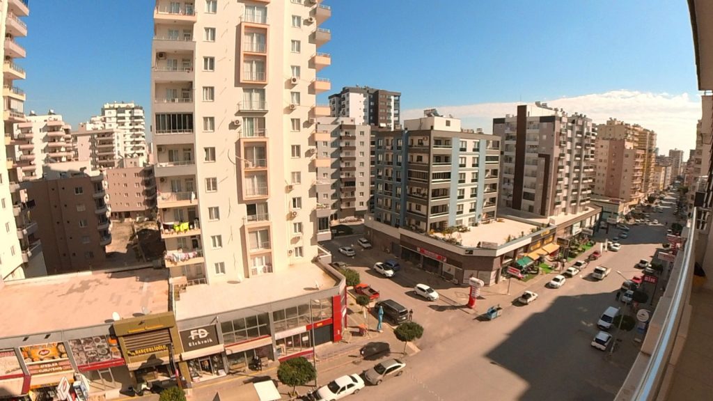 Mersin Erdemli Akdeniz Mahallesi Hastane Caddesi Satılık Uygun 3+1 Daire 