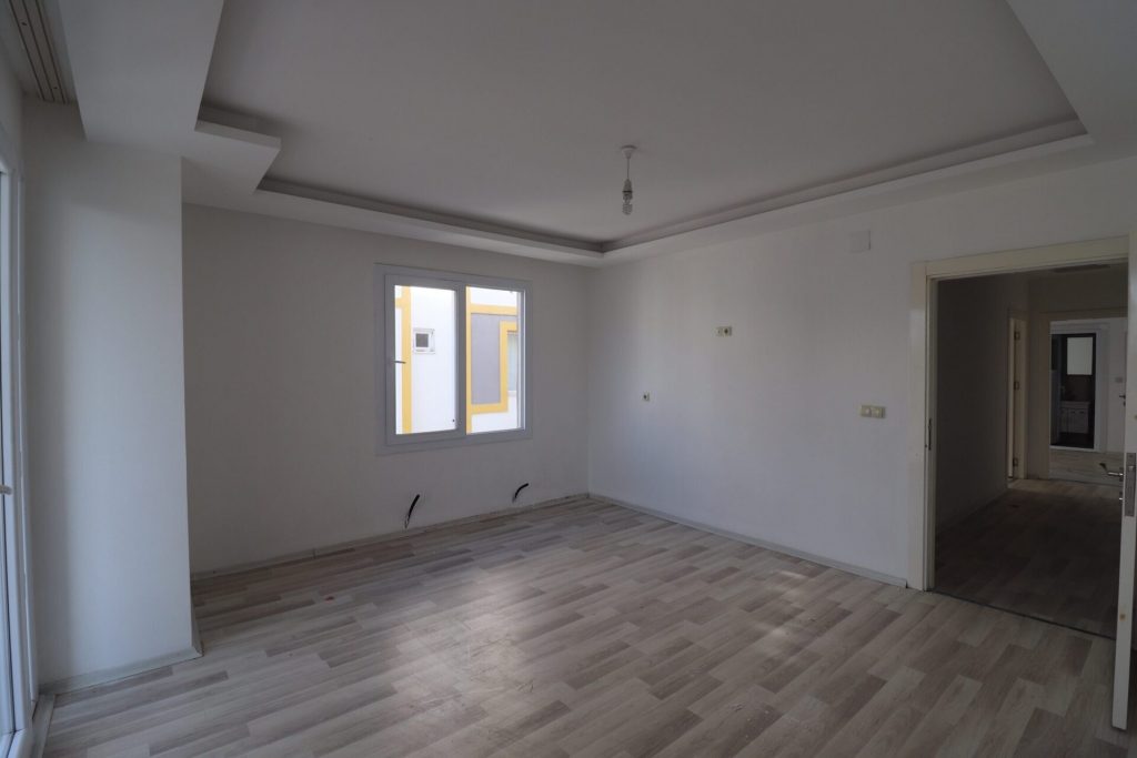 Mersin Erdemli Tömük Denize Yakın Satılık 2+1 Uygun Daire 