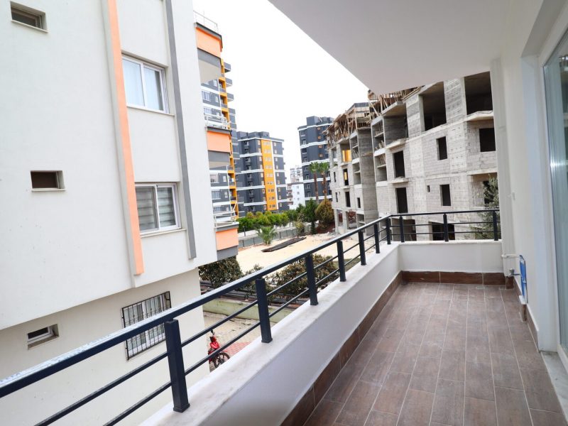 Mersin Erdemli Alata Bağımsız Mutfak 3 Cepheli Satılık 2+1 Daire