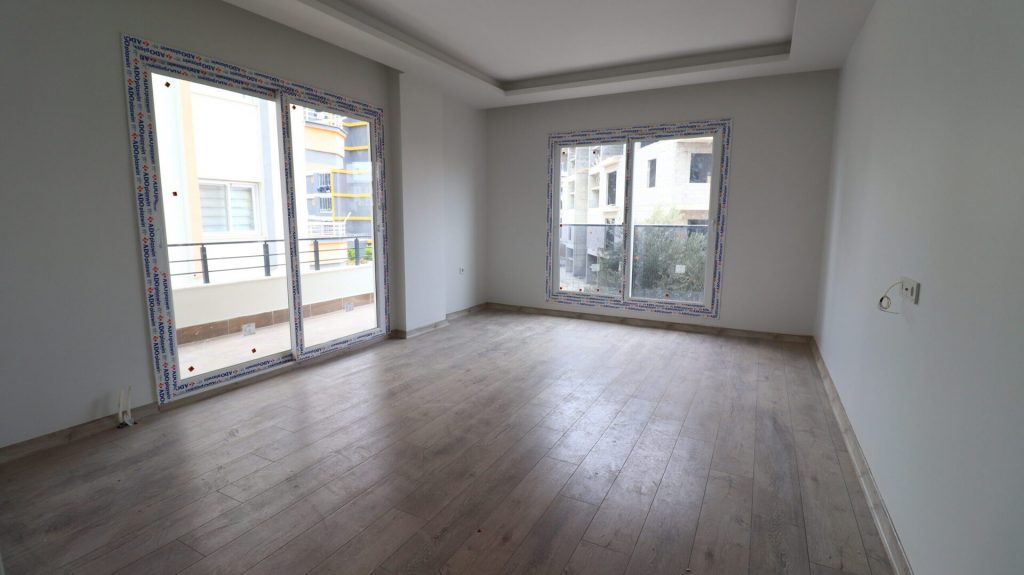 Mersin Erdemli Alata Bağımsız Mutfak 3 Cepheli  Satılık 2+1 Daire