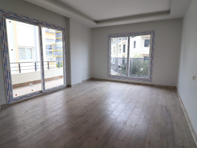 Mersin Erdemli Alata Bağımsız Mutfak 3 Cepheli Satılık 2+1 Daire