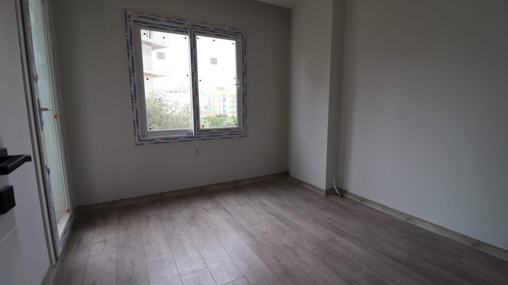 Mersin Erdemli Alata Bağımsız Mutfak 3 Cepheli  Satılık 2+1 Daire