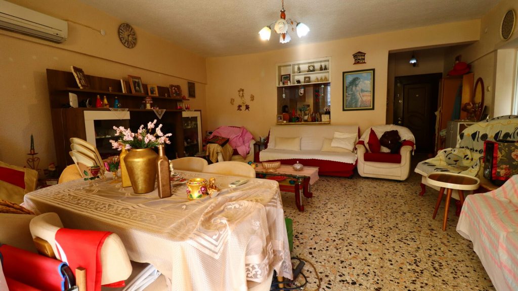 Tömük Altın Sahil Sitesi Satılık 2+1 Uygun Daire 