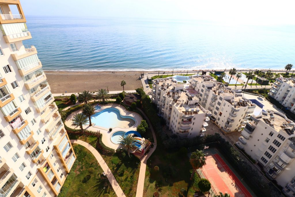 Mersin Erdemli Alata Park Denize Sıfır  Satılık 4+1 Daire