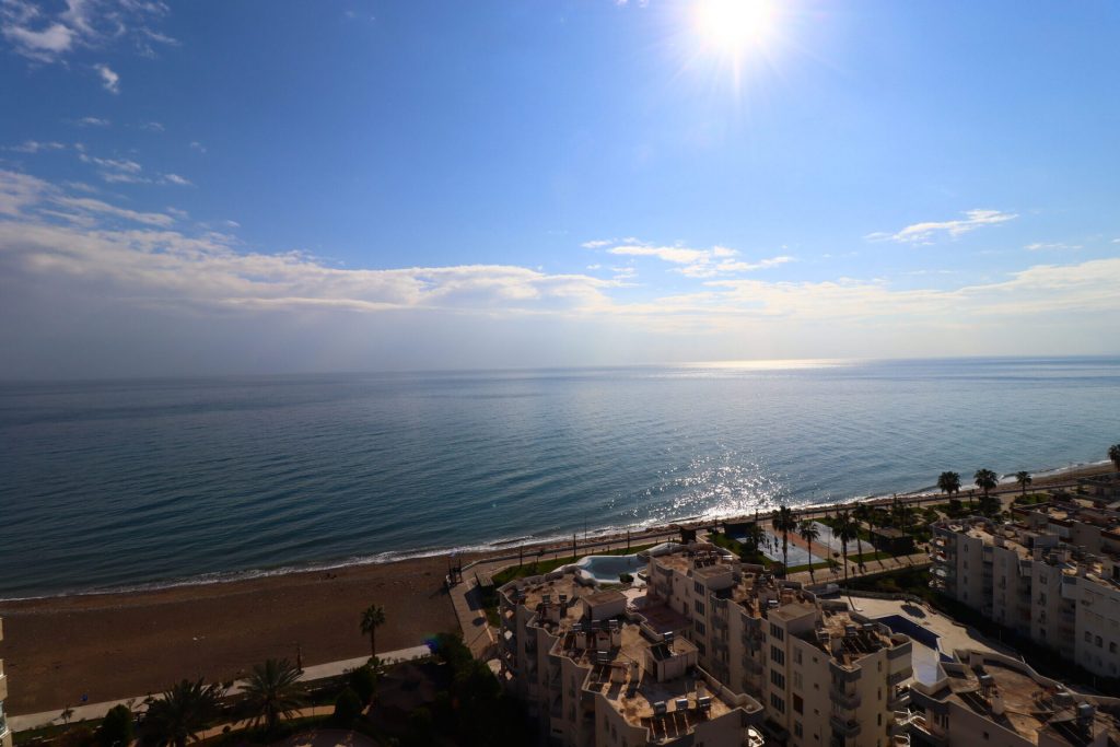 Mersin Erdemli Alata Park Denize Sıfır  Satılık 4+1 Daire