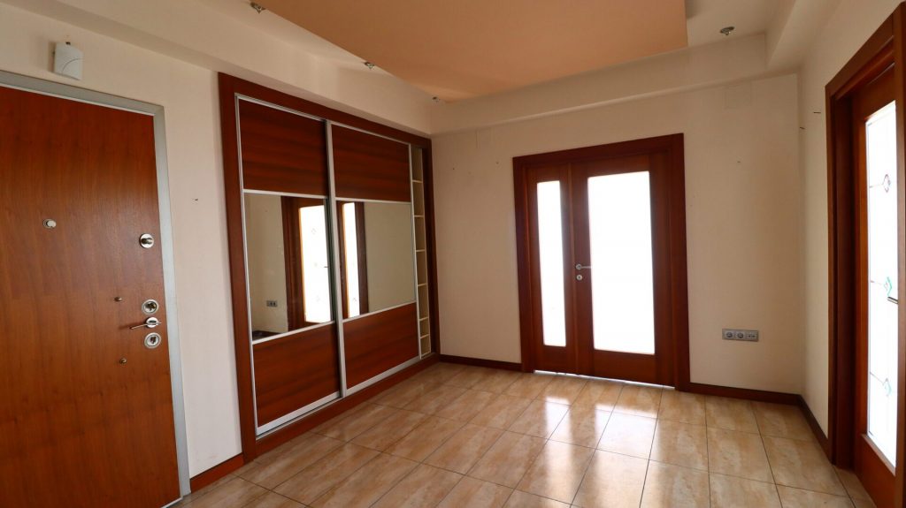Mersin Erdemli Alata Park Denize Sıfır  Satılık 4+1 Daire