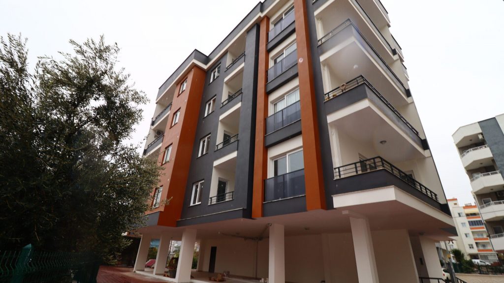 Mersin Erdemli Alata Unabhängige Küche 2+1 Wohnung zu verkaufen
