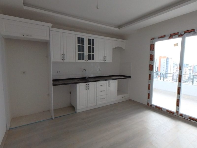 Mersin Erdemli Koyuncu Deniz Manzaralı Satılık 2+1 Sıfır Bağımsız Mutfak Daire