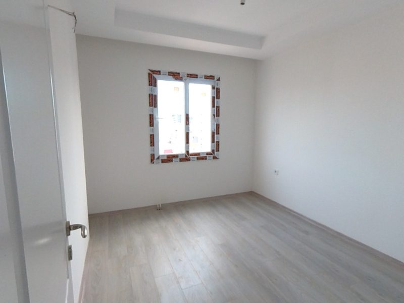 Mersin Erdemli Koyuncu Deniz Manzaralı Satılık 2+1 Sıfır Bağımsız Mutfak Daire