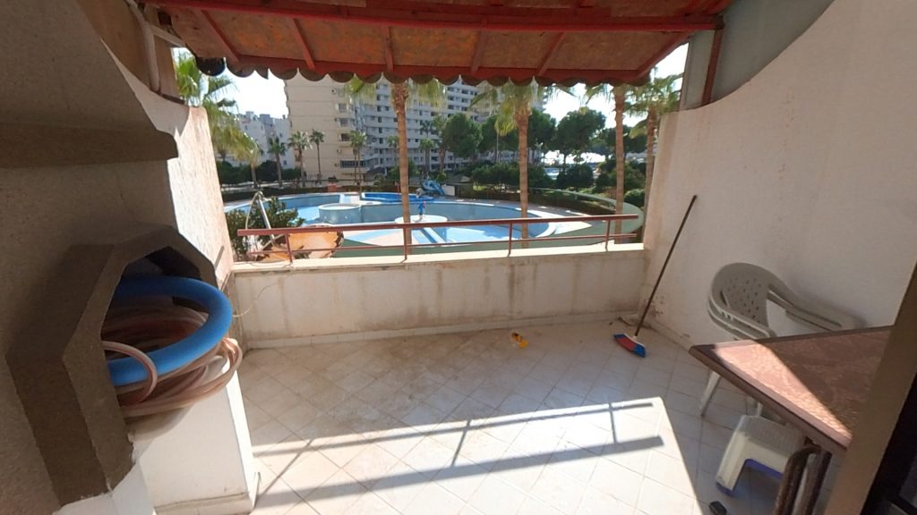 Mersin Erdemli Tömük Gondol 1 Sitesi Eşyalı Ada Mutfaklı Satılık 1+1 Daire