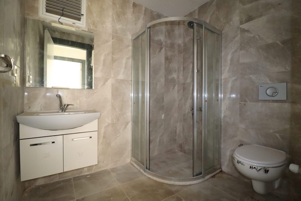 Mersin Erdemli Tömük İnce Ali Sitesi  Eşyalı Satılık 1+1 Daire