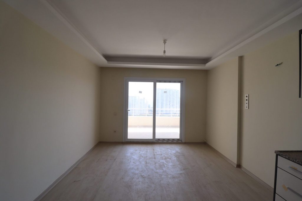 Mersin Erdemli Tömük İnce Ali Sitesi  Eşyalı Satılık 1+1 Daire