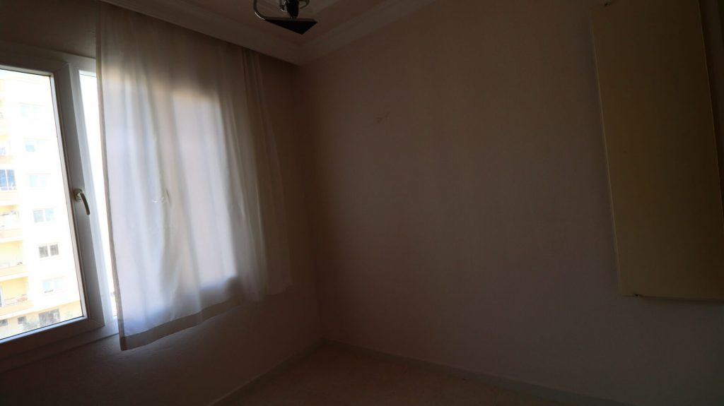 Mersin Erdemli Merkez Mahallesi Satılık Denize 50 mt Masrafsız 3+1 Daire