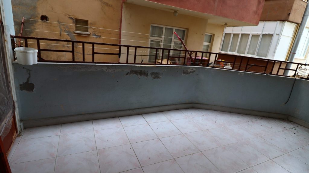Mersin Erdemli Merkez Mahallesi Satılık Denize Sıfır Satılık 3+1 Daire 