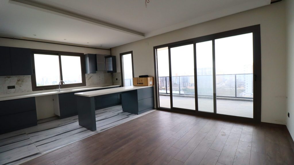 Mersin Erdemli Arpaçbahşiş Mavida Cadde Satılık Lüks 4+1 Daire 