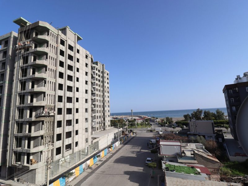 Mersin Erdemli Alata Sahilde Satılık 3+1 Bağımsız Mutfak Daire
