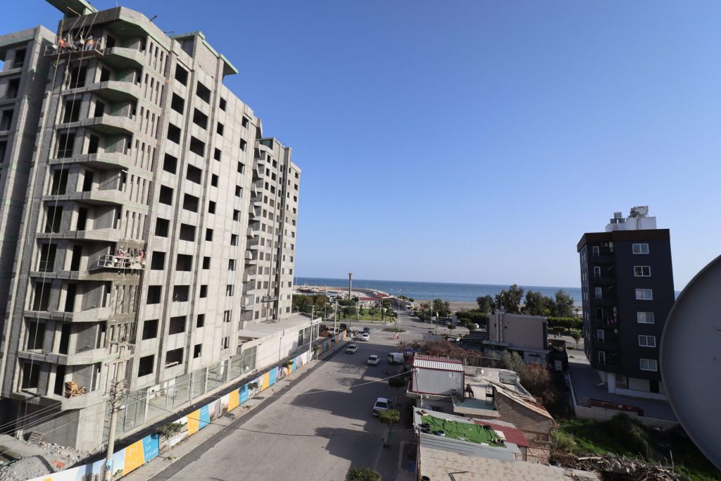 Mersin Erdemli Alata Sahilde Satılık 3+1 Bağımsız Mutfak Daire