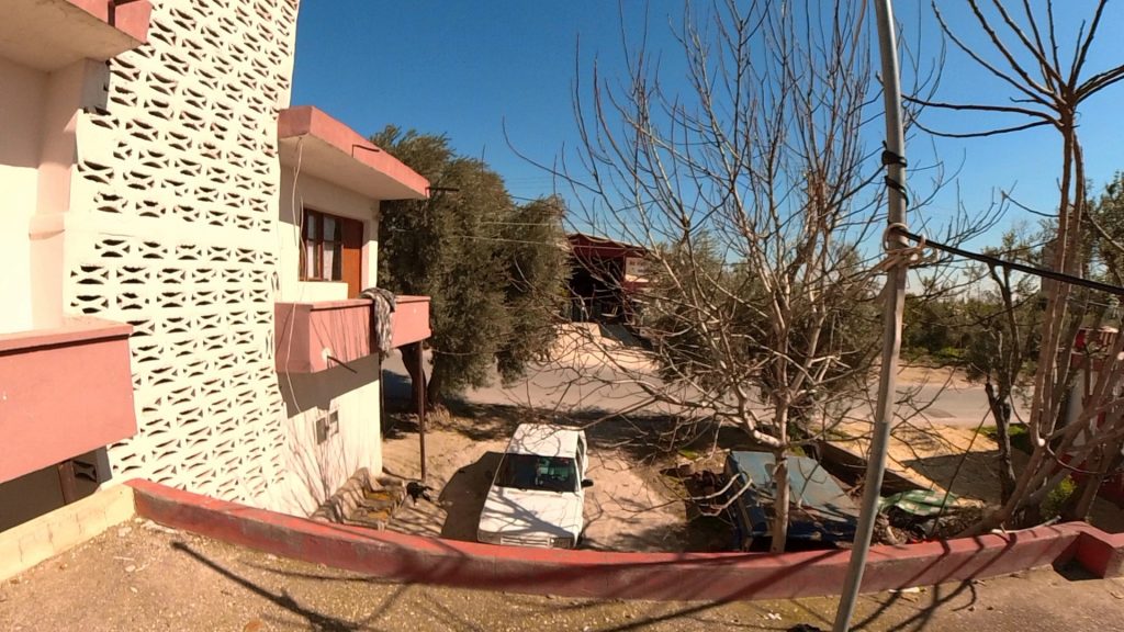 Mersin Erdemli Çeşmeli Yayla Yolunda 664 m2 Arsa İçinde Satılık 3 Adet Daire