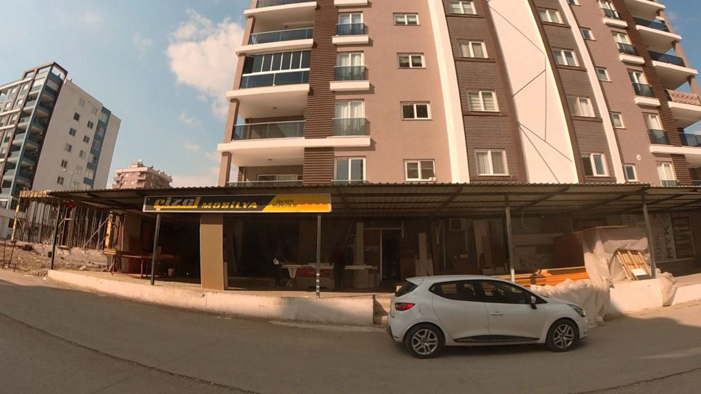 Mersin Erdemli Merkez Türbe Caddesinde Satılık 180 m2 Dükkan