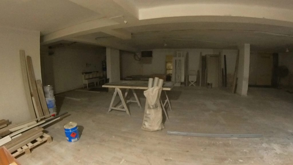 Mersin Erdemli Merkez Türbe Caddesinde Satılık 180 m2 Dükkan