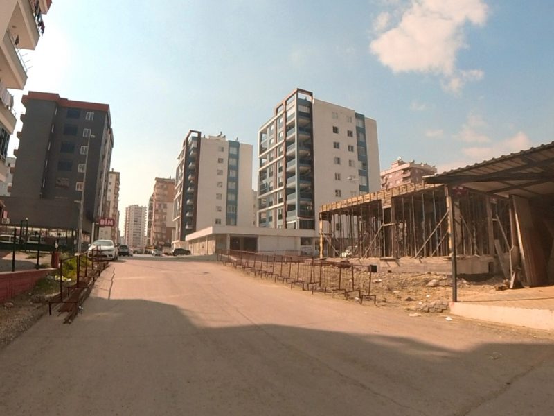 Mersin Erdemli Merkez Türbe Caddesinde Satılık 180 m2 Dükkan