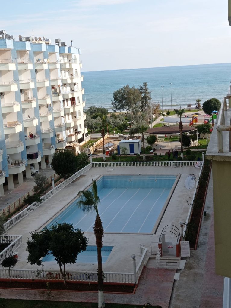 Mersin Erdemli Tömük Güllük Sitesi Eşyalı Satılık 2+1 Daire