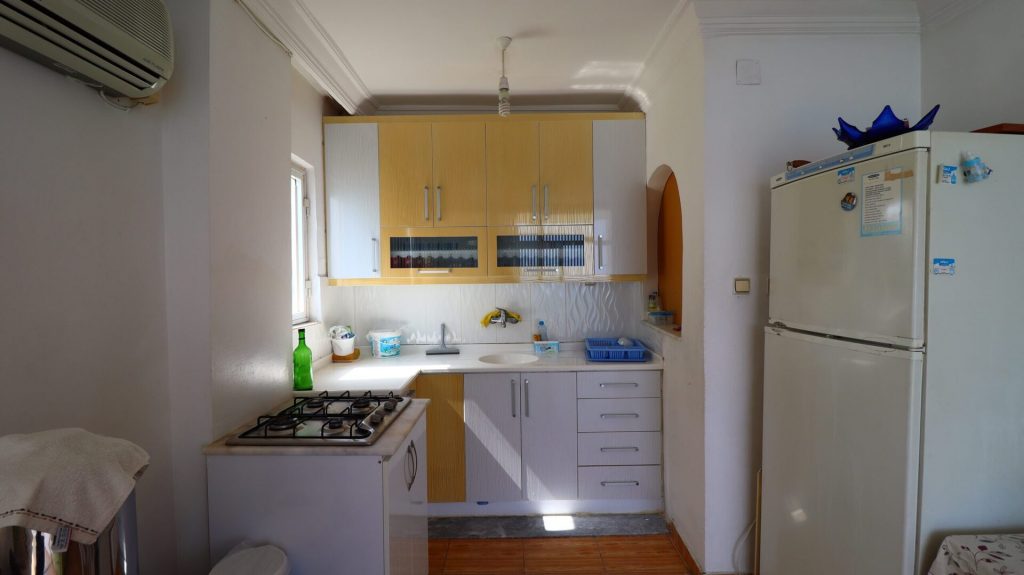 Mersin Erdemli Ayaş Denize Sıfır Burçlar Sitesi 3+1 Satılık Daire