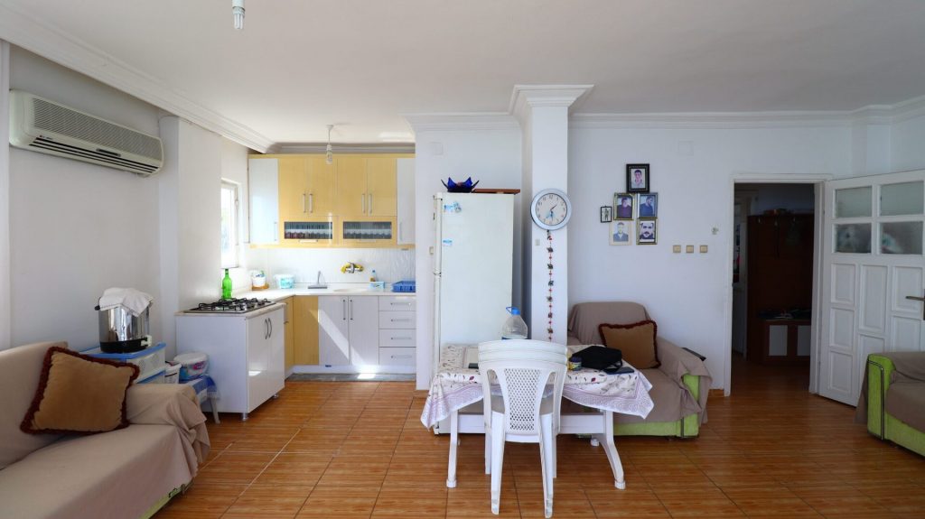 Mersin Erdemli Ayaş Denize Sıfır Burçlar Sitesi 3+1 Satılık Daire