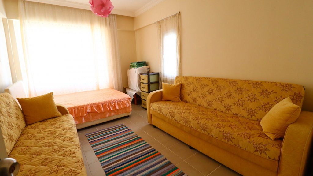 Mersin Erdemli Ayaş Korikos Sitesi Eşyalı  Satılık 1+1 Daire 