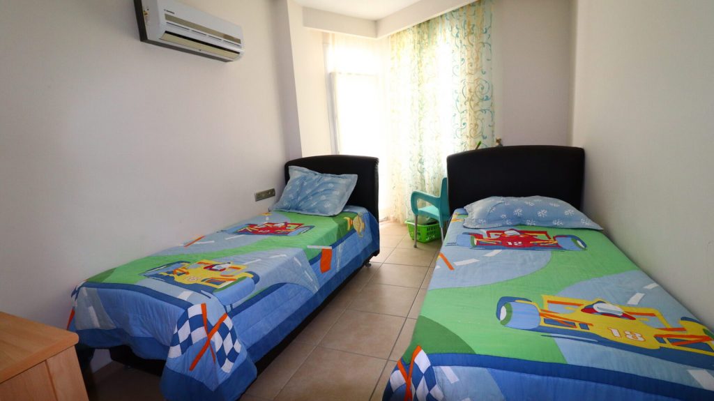 Mersin Erdemli Kumkuyu Altınportakal Sitesi Satılık  Deniz Manzaralı Eşyalı 3+1 Daire