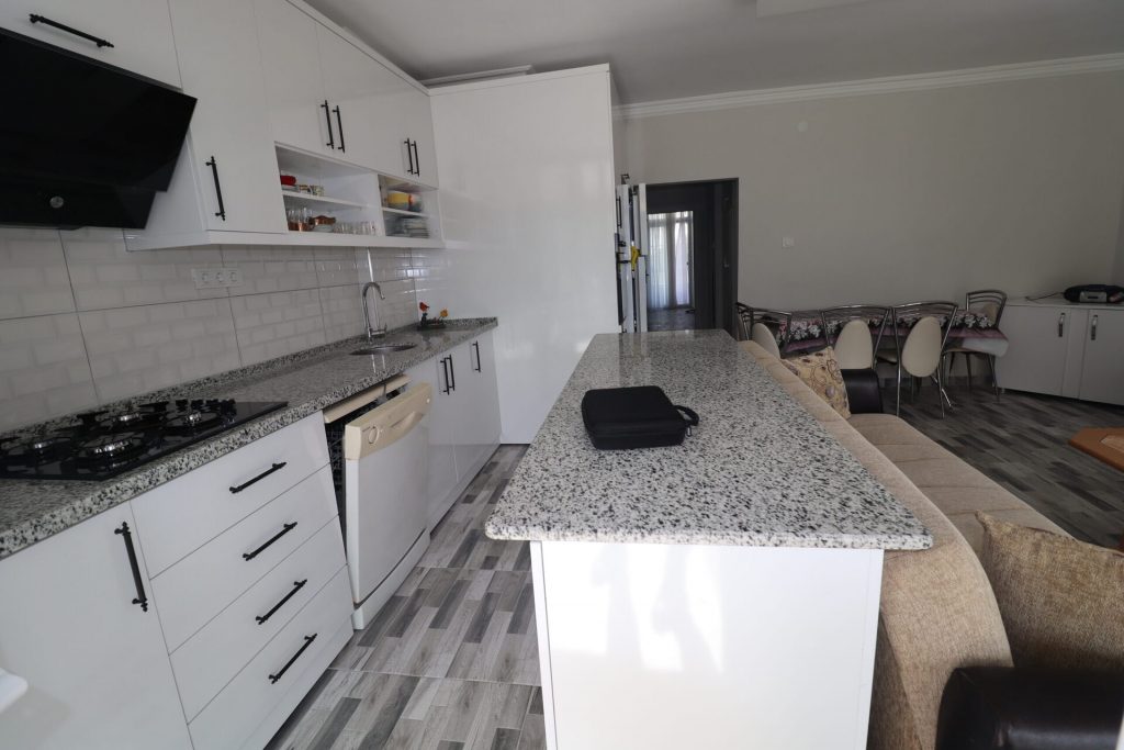 Mersin Erdemli Arpaçbahşiş Güneş 3 Satılık Bahçe Katı 1+1 Eşyalı Masrafsız Daire