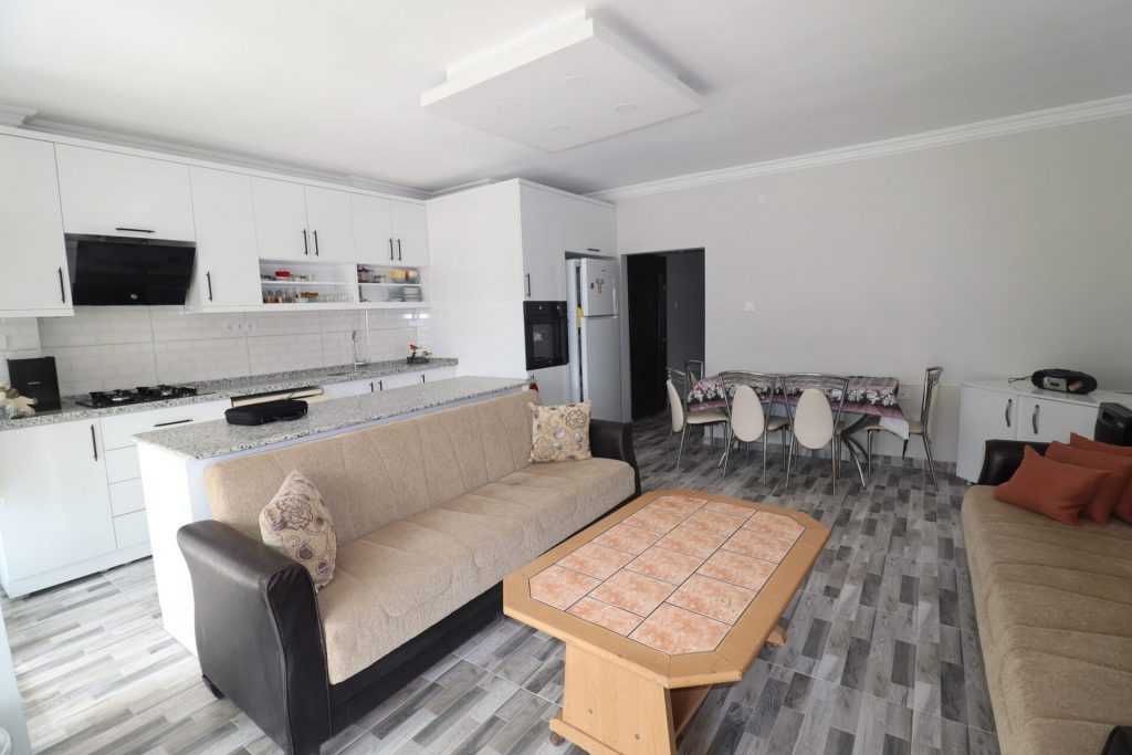 Mersin Erdemli Arpaçbahşiş Güneş 3 Satılık Bahçe Katı 1+1 Eşyalı Masrafsız Daire