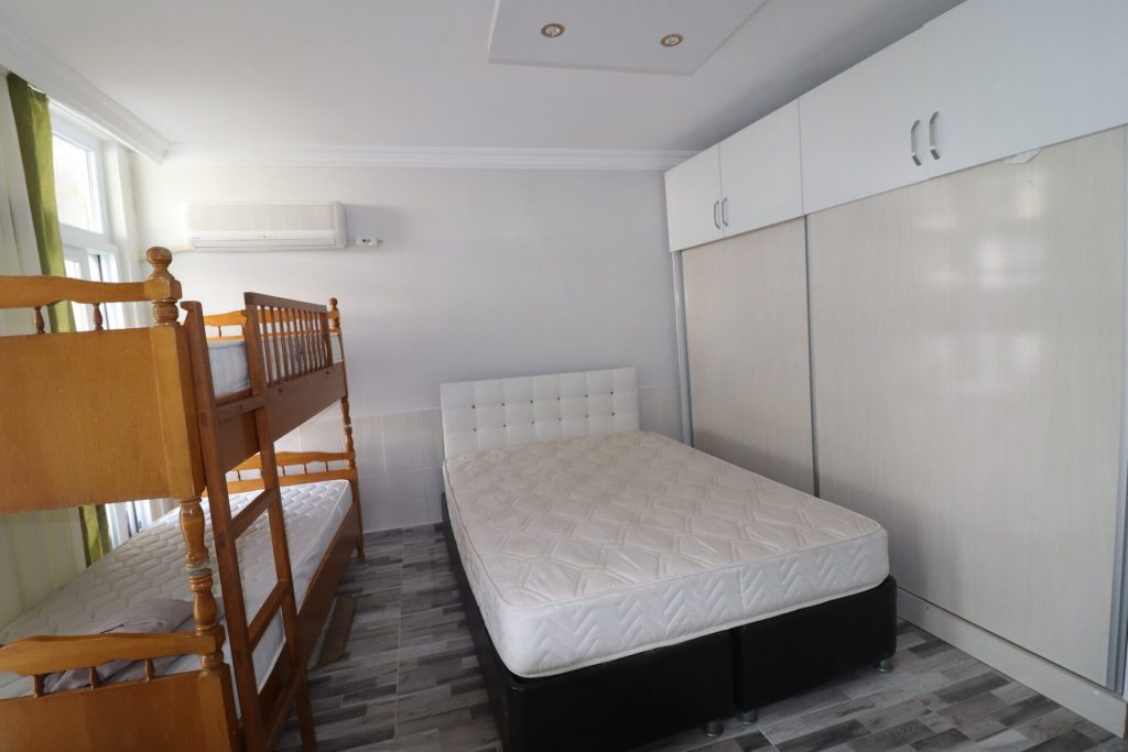 Mersin Erdemli Arpaçbahşiş Güneş 3 Satılık Bahçe Katı 1+1 Eşyalı Masrafsız Daire