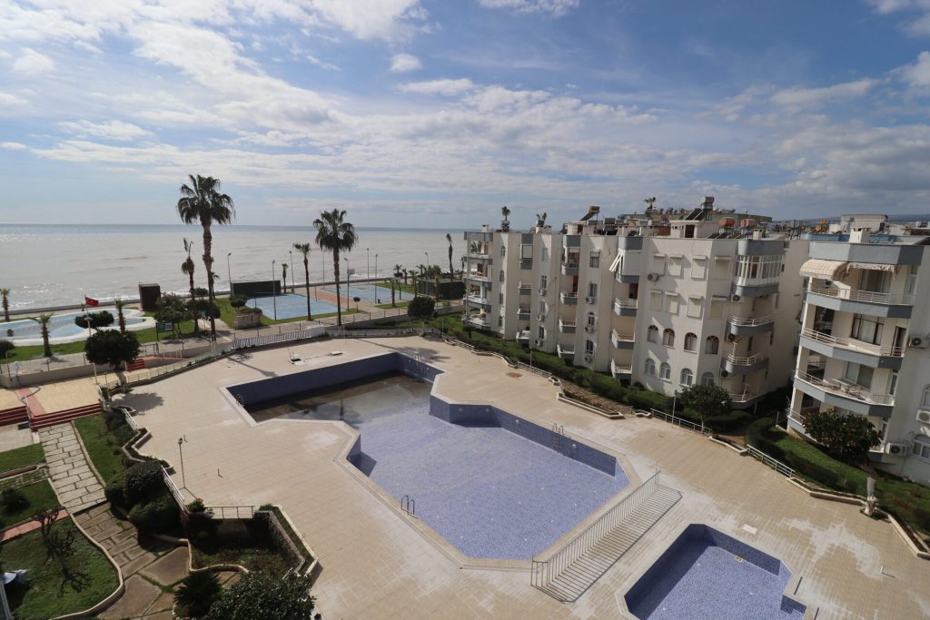 Mersin Erdemli Erdemkent Sitesi Satılık 3+1 Köşe Daire