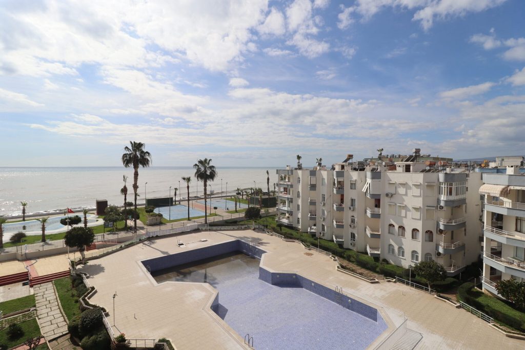 Mersin Erdemli Erdemkent Sitesi Satılık 3+1 Köşe Daire