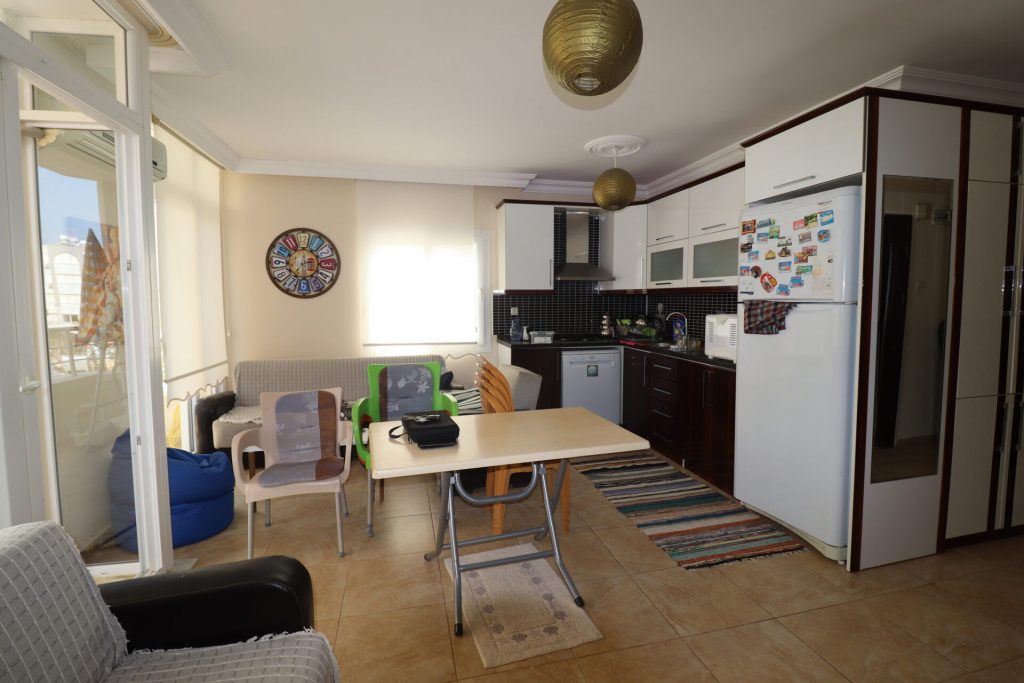 Mersin Erdemli Limonlu Denize Sıfır Satılık 2+1 Eşyalı Daire