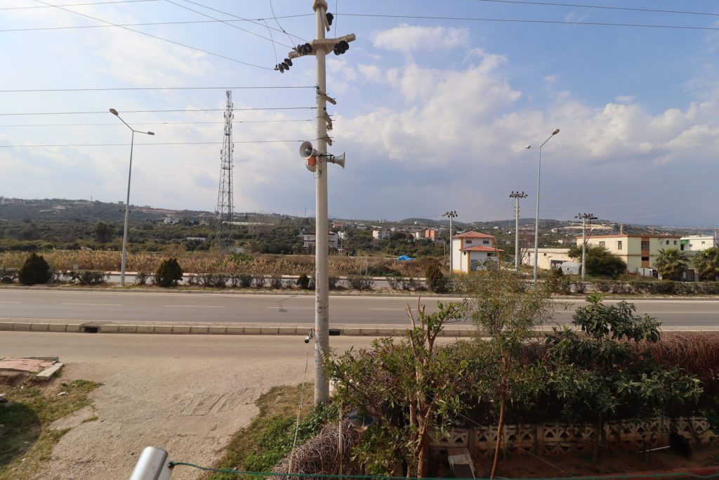 Mersin Erdemli Limonlu Denize Sıfır Satılık 2+1 Eşyalı Daire
