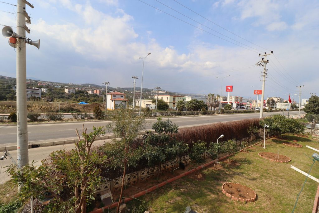Mersin Erdemli Limonlu Denize Sıfır Satılık 2+1 Eşyalı Daire